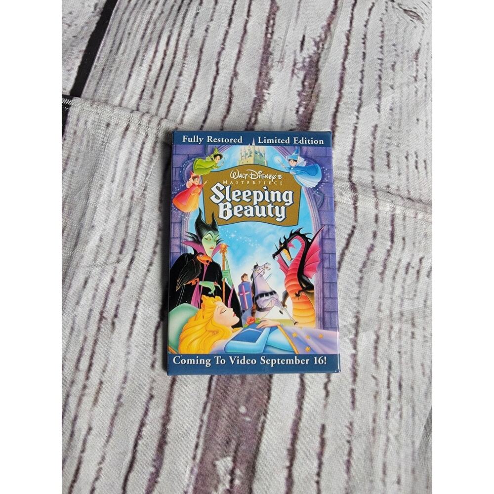 Vintage 1997 Disney Sleeping Beauty Home Video Promo Button Pin